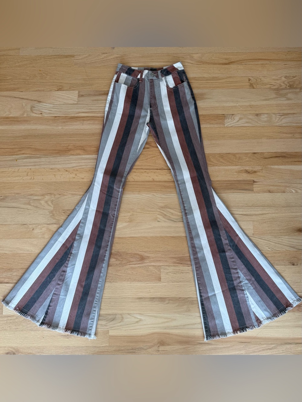 NWOT: Retro Striped High-Rise Flare / Bell Jeans, sz XS